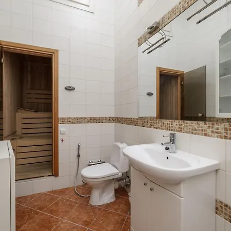 Katerynyska 2 Level With Sauna אודסה